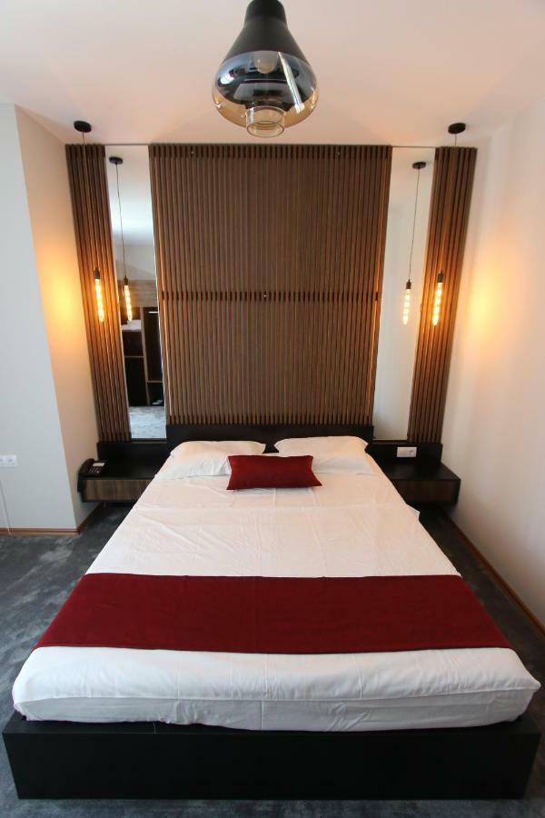 Prior Hotel Prizren Dış mekan fotoğraf