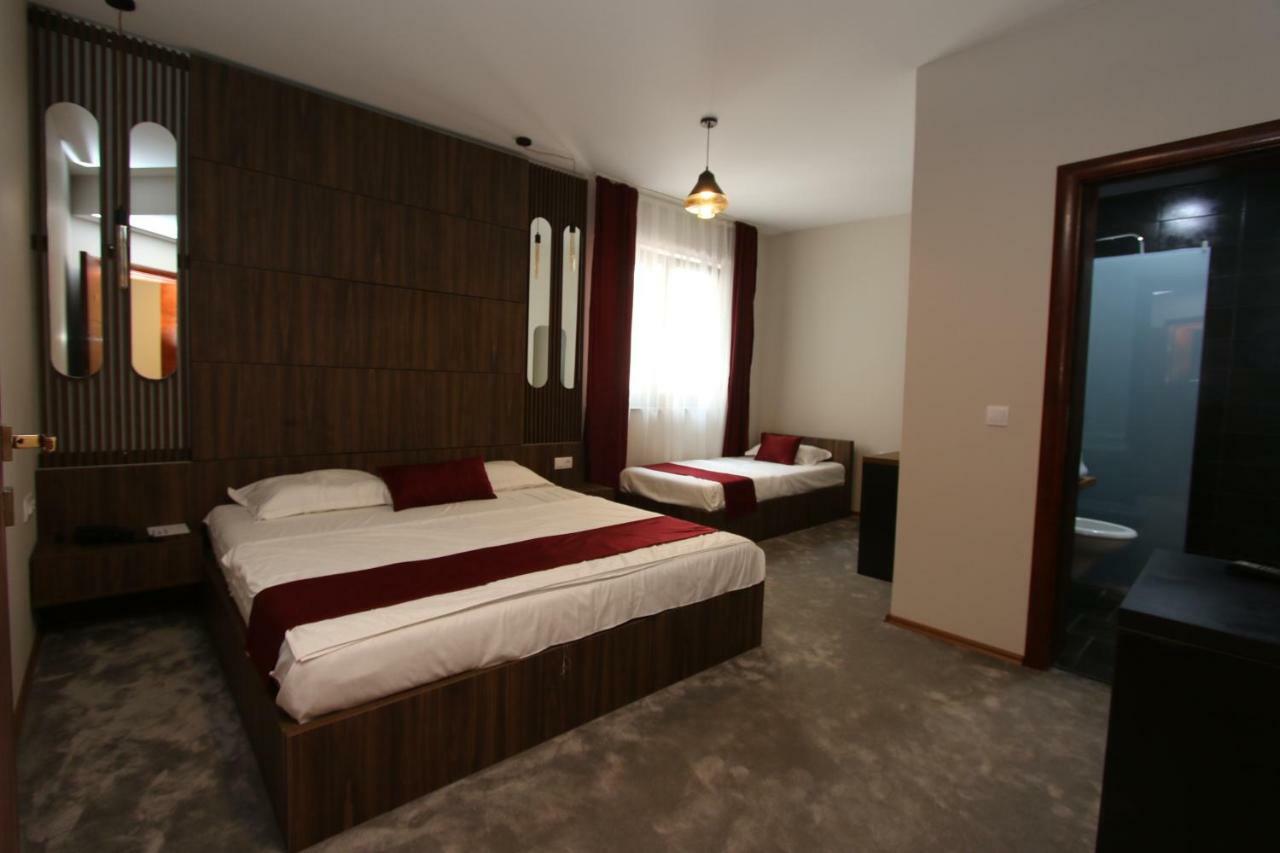 Prior Hotel Prizren Dış mekan fotoğraf